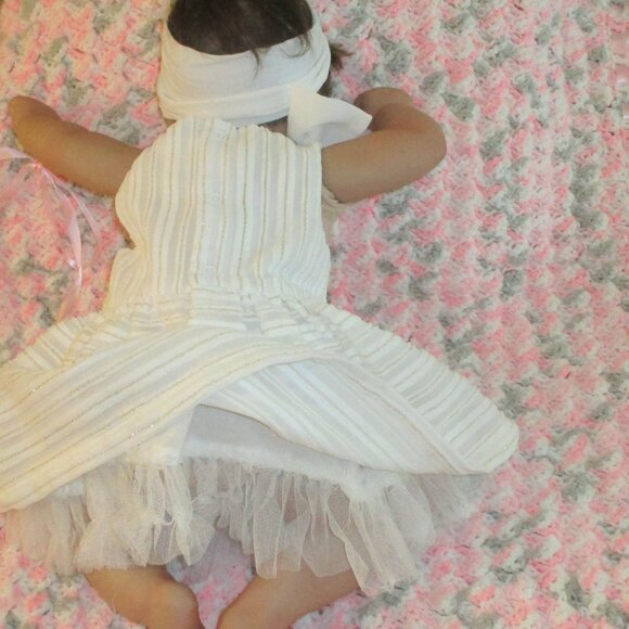 Peaches By C. Brace Reborn Baby Doll - White Striped Dress & Bow - Realistic New - Picture 13 of 13
